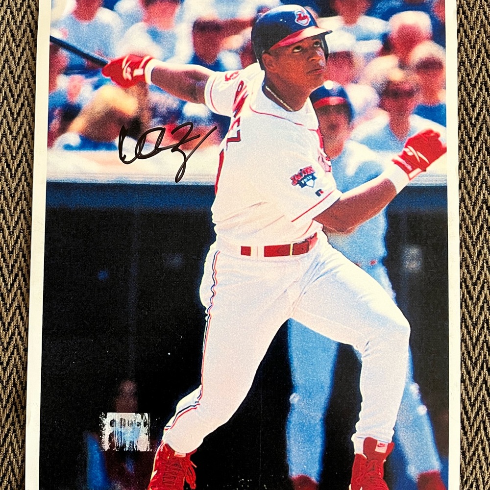 Manny Ramirez signed 8 1/2 by 11 photo Cleveland Indians